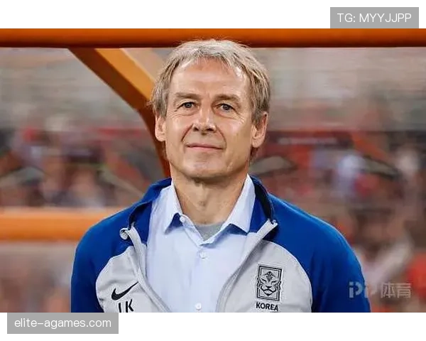 莱万vs范尼 两代顶级中锋进攻效率与风格差距在哪