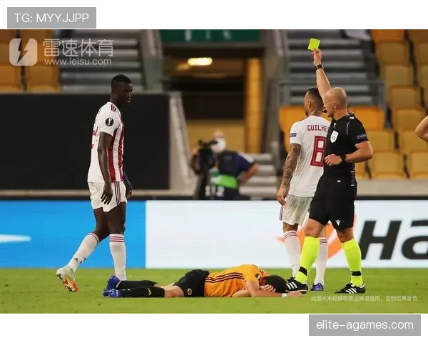 替补席外冲突如何界定犯规及裁判判罚标准解析