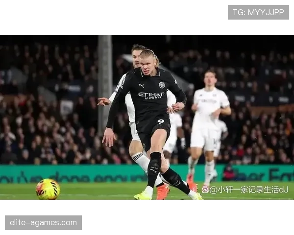 哈兰德与同期前锋关键比赛表现对比：谁更具决定性